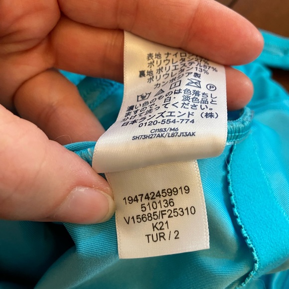 Lands’ End Women's Chlorine Resistant Soft Cup Tugless One Piece Swimsuit size 2 - Picture 11 of 11